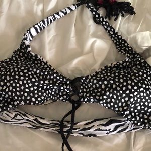 Reversible padded bikini top